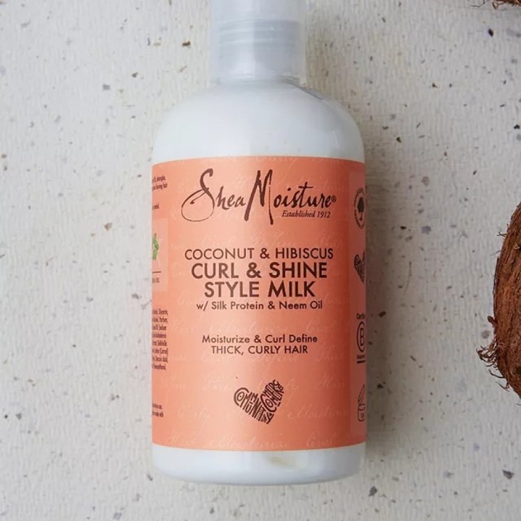 SHEA MOISTURE COCONUT AND HIBISCUS CURL & SHINE STYLE MILK